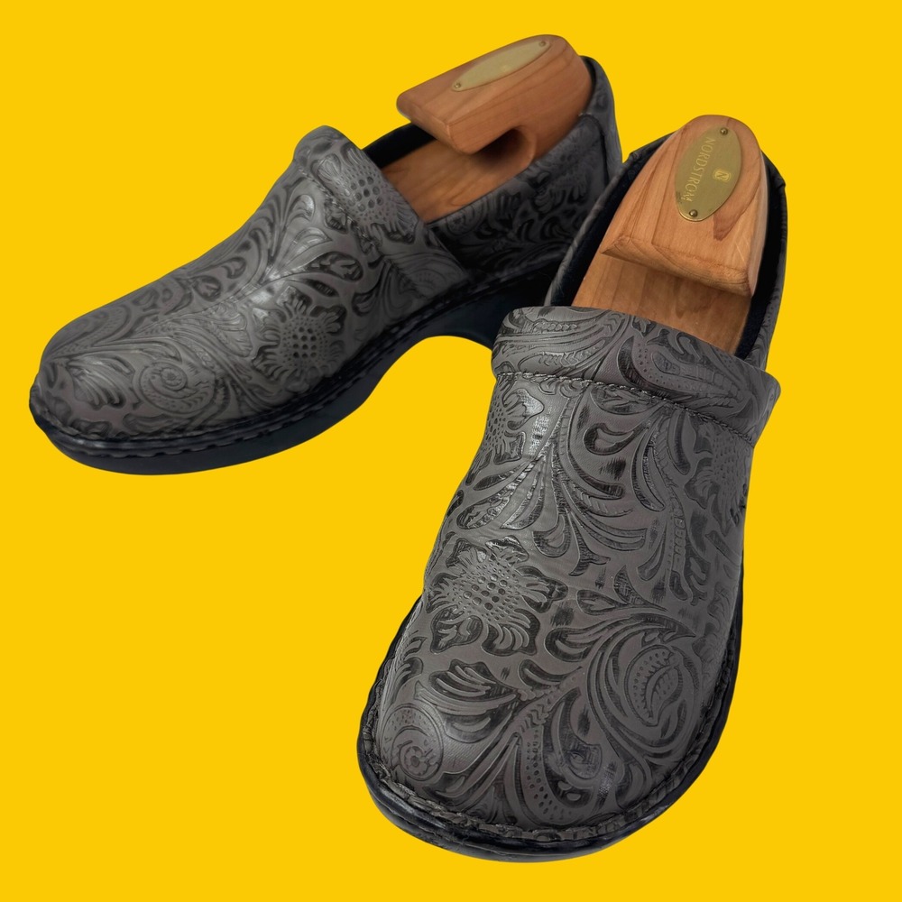 BOC Clogs Women 8 Gray Floral Embossed Slip On Comfort Work Shoes Boho C45791